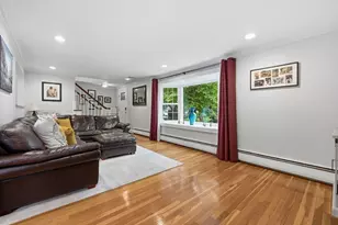47 Brook Dr, Lynnfield, MA 01940 - Photo 3