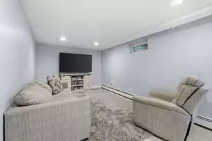 47 Brook Dr, Lynnfield, MA 01940 - Photo 19
