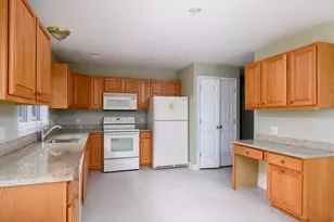 12 Autumn Woods Dr, Rutland, MA 01543 - Photo 5
