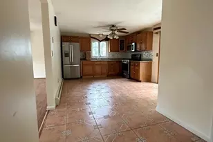 23 Vincent Cir, Worcester, MA 01604 - Photo 7