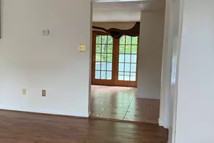 23 Vincent Cir, Worcester, MA 01604 - Photo 5