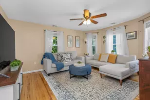 35 Austin St, Norwood, MA 02062 - Photo 1
