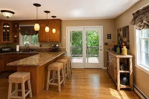 233 Tispaquin St, Middleborough, MA 02346 - Photo 3