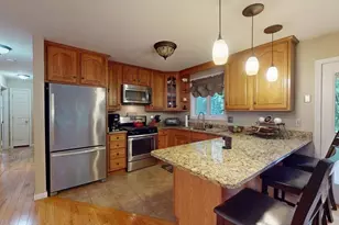 233 Tispaquin St, Middleborough, MA 02346 - Photo 5