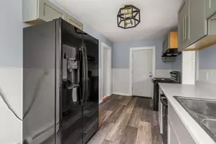 83 Court St, Westfield, MA 01085 - Photo 5