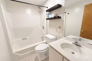 87 Gainsborough St, Boston, MA 02115 - Photo 7