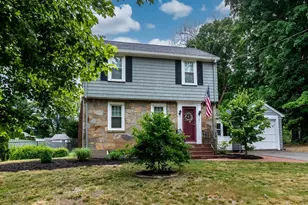 862 Pleasant St, Canton, MA 02021 - Photo 3