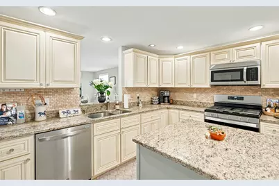 58 Wedgewood Dr, Holliston, MA 01746 - Photo 25