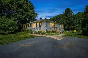 58 Wedgewood Dr, Holliston, MA 01746 - Photo 1