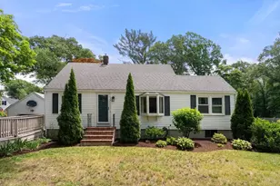 170 Thicket St, Weymouth, MA 02190 - Photo 1