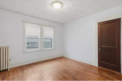 60-62 Templeton Pkwy, Watertown, MA 02472 - Photo 7