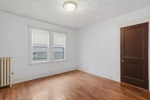 60-62 Templeton Pkwy, Watertown, MA 02472 - Photo 7