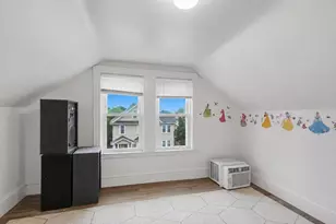 60-62 Templeton Pkwy, Watertown, MA 02472 - Photo 5
