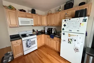 220 Middlesex Ave, Medford, MA 02155 - Photo 1