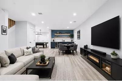 8 Lawrence St, Boston, MA 02129 - Photo 27