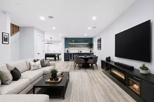 8 Lawrence St, Boston, MA 02129 - Photo 27