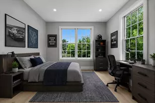 8 Lawrence St, Boston, MA 02129 - Photo 19