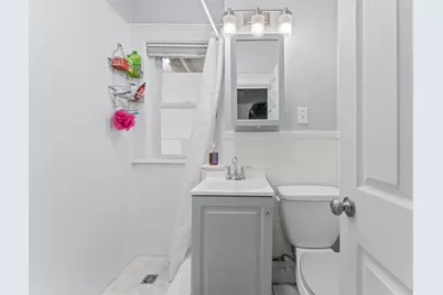 39 Spencer Ave, Chelsea, MA 02150 - Photo 13