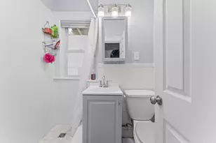 39 Spencer Ave, Chelsea, MA 02150 - Photo 13