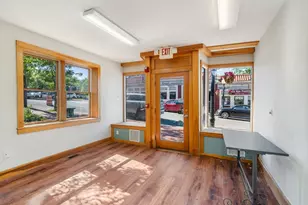 14-16-18 Friend St, Amesbury, MA 01913 - Photo 23