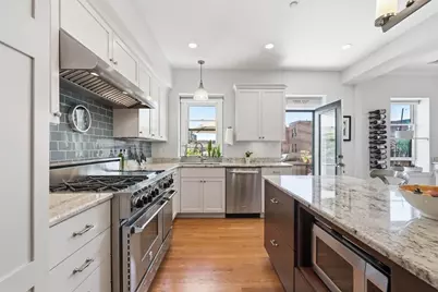 754 Tremont St #4, Boston, MA 02118 - Photo 11