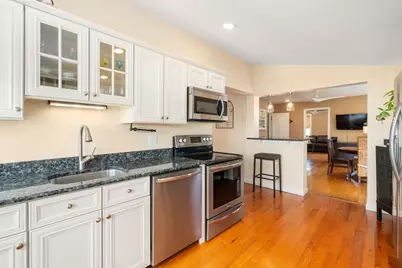 516 Pleasant St, Winthrop, MA 02152 - Photo 21