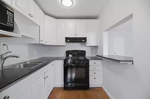 25 Lennon Ct, Boston, MA 02127 - Photo 11