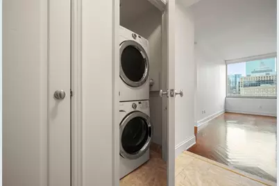 1 Charles St S #1401, Boston, MA 02116 - Photo 9