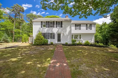 8 Winstons Path, Dennis, MA 02660 - Photo 5
