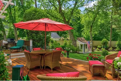319 Oakland St, Wellesley, MA 02481 - Photo 31
