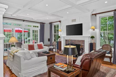 319 Oakland St, Wellesley, MA 02481 - Photo 9