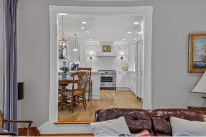 319 Oakland St, Wellesley, MA 02481 - Photo 11