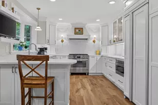 319 Oakland St, Wellesley, MA 02481 - Photo 13