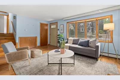 147 Oakland Ave, Arlington, MA 02476 - Photo 3