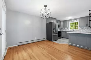 76 Laurel St, Greenfield, MA 01301 - Photo 9