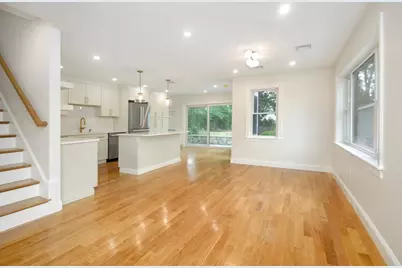 9 Ledge St, Melrose, MA 02176 - Photo 5