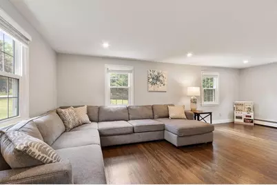 12 Crabapple Lane, Chelmsford, MA 01824 - Photo 5