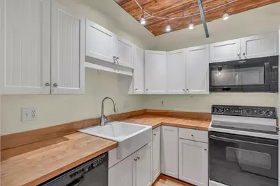 14 Sanford #7, Medway, MA 02052 - Photo 5