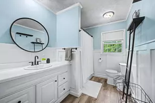 119 Dennison Cross Rd, Southbridge, MA 01550 - Photo 9