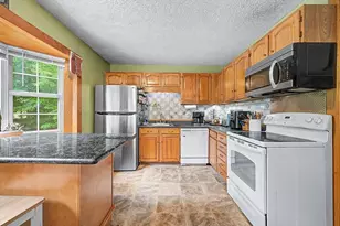119 Dennison Cross Rd, Southbridge, MA 01550 - Photo 5