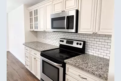 150 Elm St #3, Braintree, MA 02184 - Photo 3