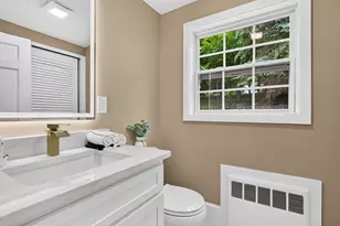 118 Blossom St, Fitchburg, MA 01420 - Photo 11
