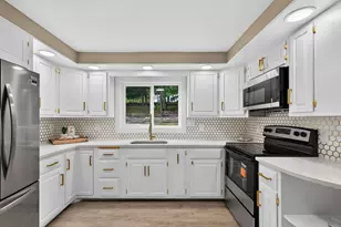 118 Blossom St, Fitchburg, MA 01420 - Photo 1