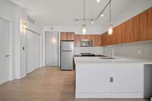 9 Medford St, Somerville, MA 02143 - Photo 3