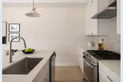 28 Swan Avenue #1st Floor, Boston, MA 02128 - Photo 9
