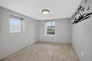 165 Garfield Ave, Chelsea, MA 02150 - Photo 9