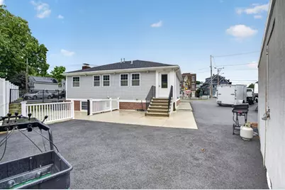 165 Garfield Ave, Chelsea, MA 02150 - Photo 35
