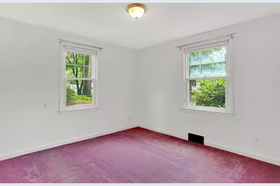 328 Hartwick, Springfield, MA 01108 - Photo 15
