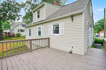 328 Hartwick, Springfield, MA 01108 - Photo 33