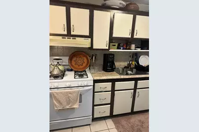 270 East Haverhill St. #11, Lawrence, MA 01841 - Photo 15